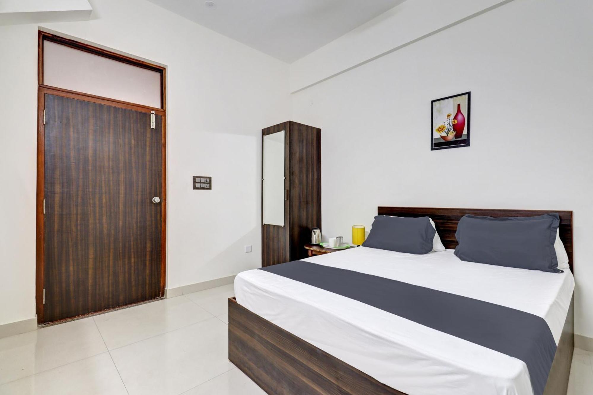 Hotel O J.K. Suites & Rooms Bangalore Esterno foto