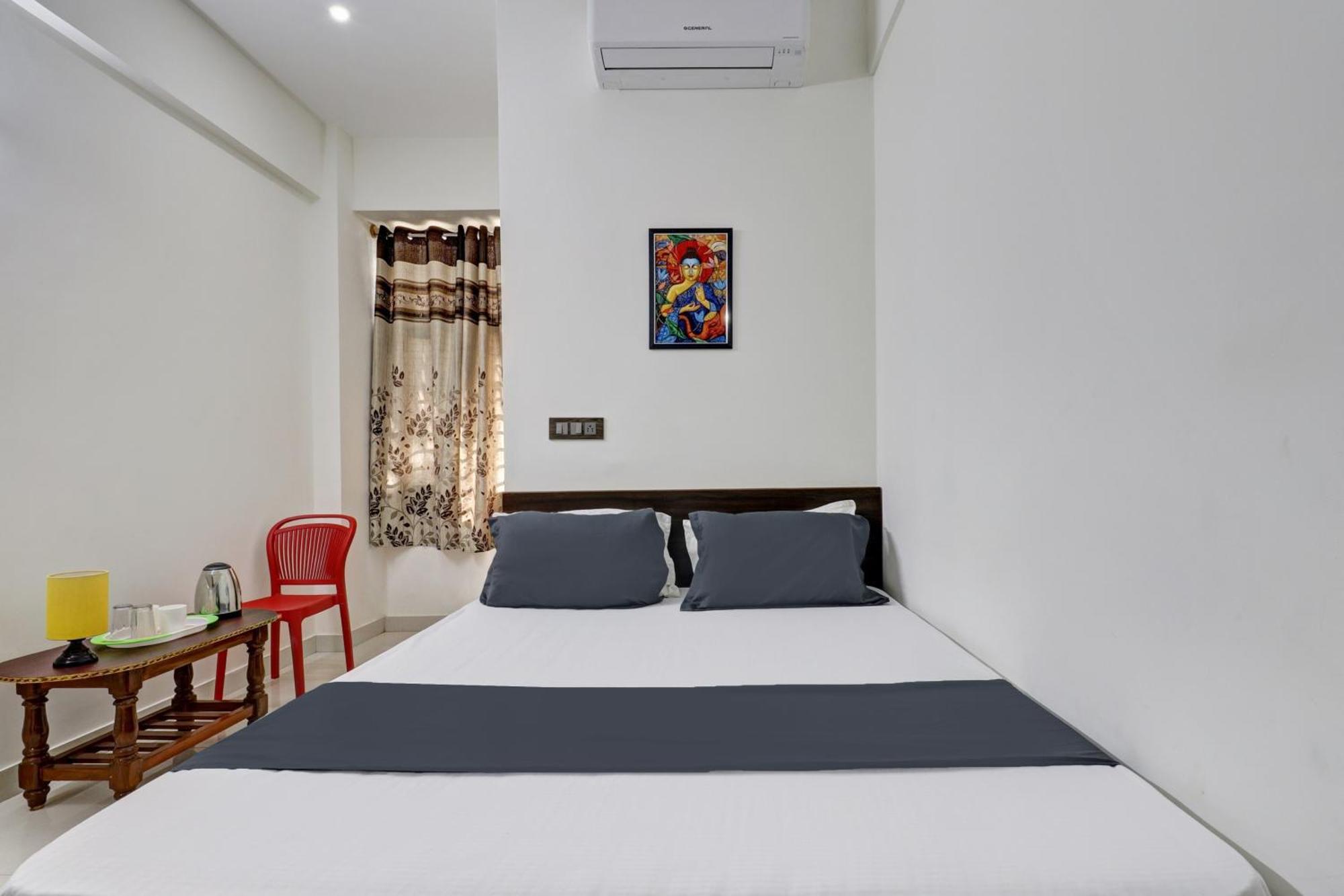 Hotel O J.K. Suites & Rooms Bangalore Esterno foto